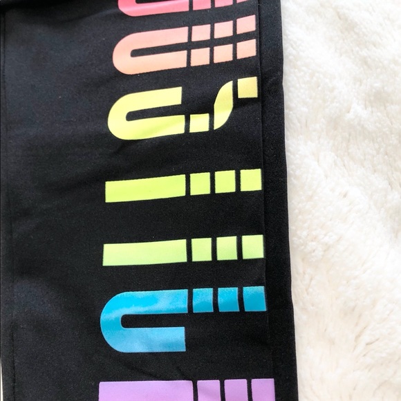 🆕Justice Girl’s Rainbow Graphic Leggings - Picture 6 of 7